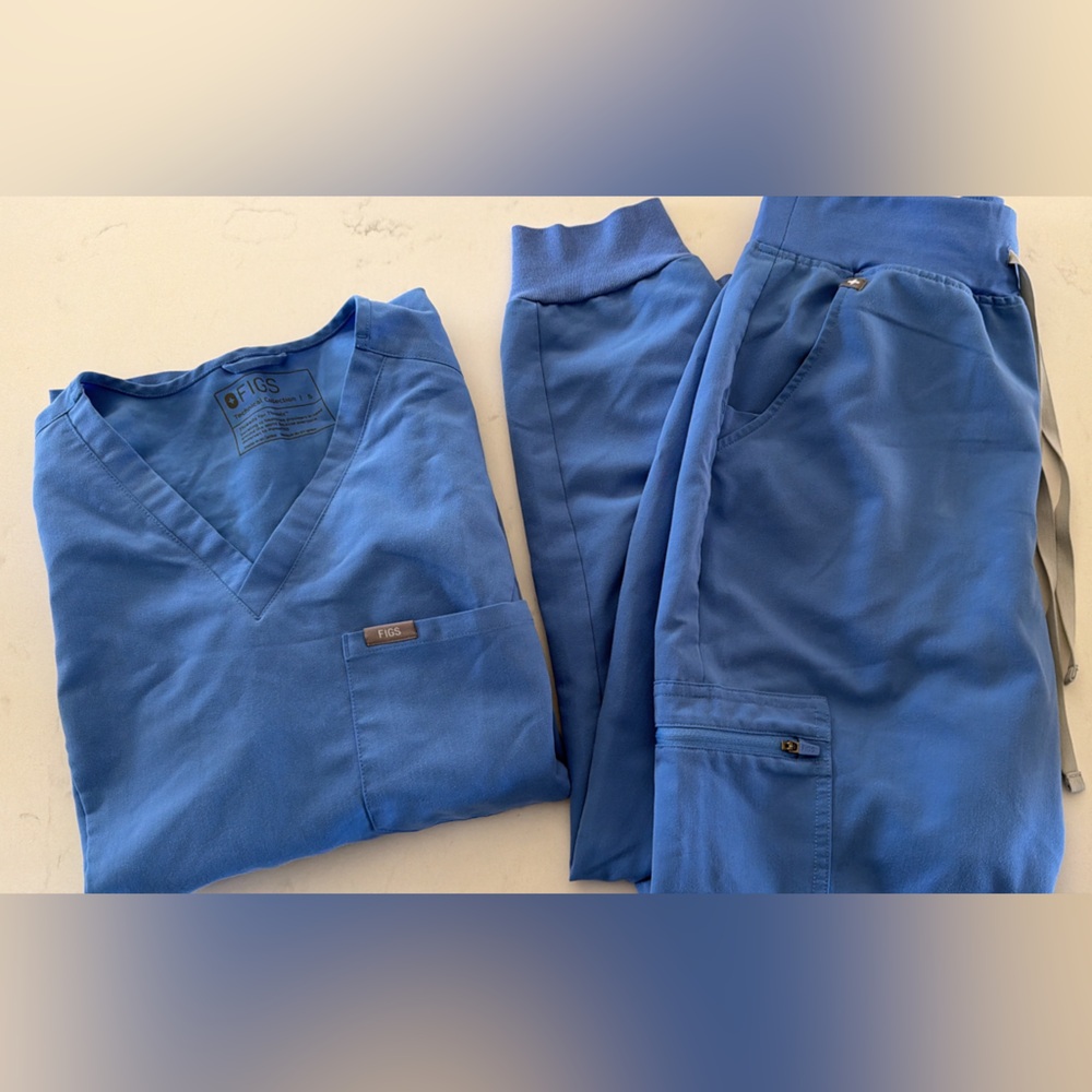 Figs Scrub Set